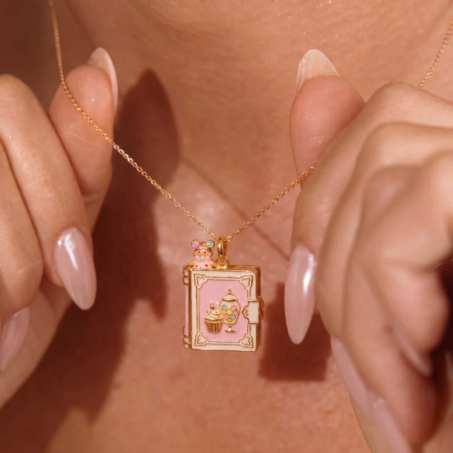 Jewelry Making Journal - 新しいファッションブックオープニングペンダントネックレスファッションプリンセスおとぎ話ペンダントネックレスエナメルエルフネックレスジュエリーアクセサリー