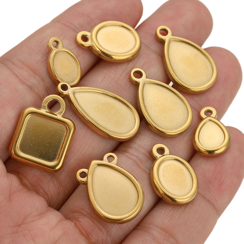 5個入り ステンレス製 スクエアドロップ ラウンドオーバル  - Pendant Blank Bezel のレビューと価格