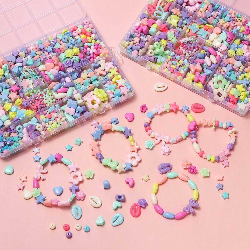 1箱 カラフルアクリルポニービーズ スクエアレタークレイスペ - Jewelry Making Beginners のレビューと価格